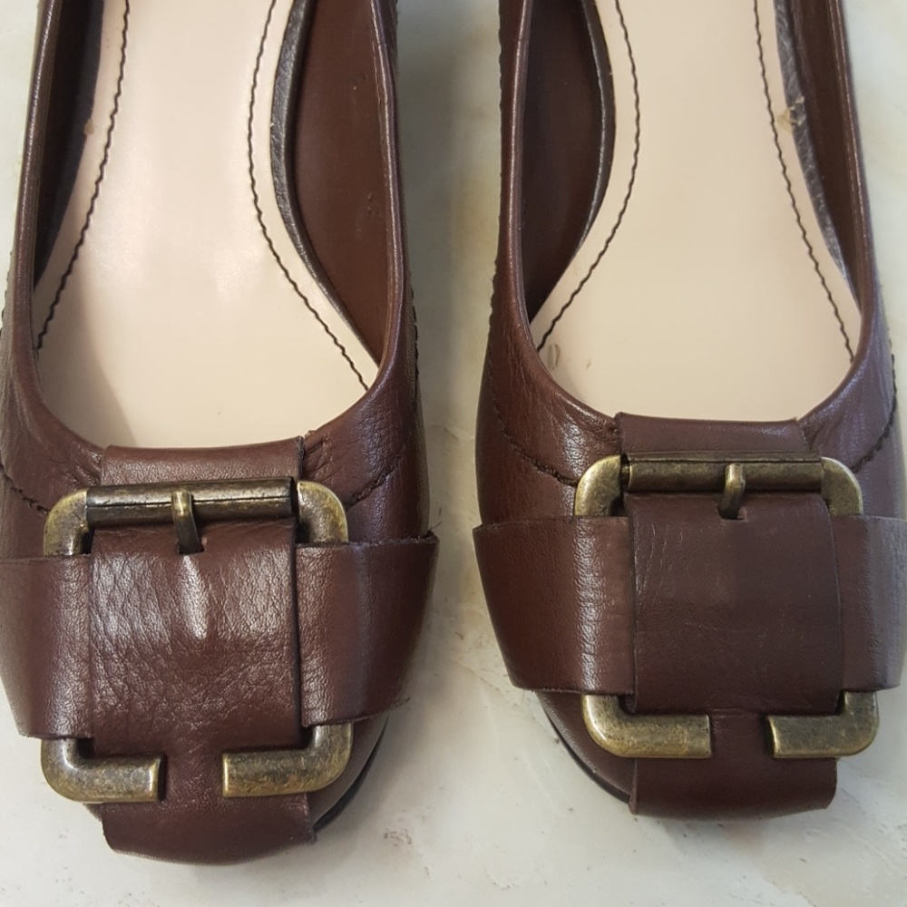NINE WEST - Picture 4 of 8